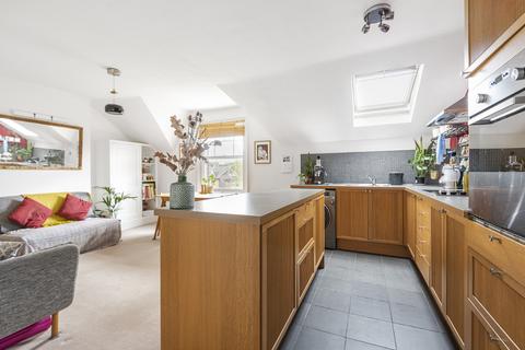 2 bedroom apartment for sale, Norwood Road, London, Greater London