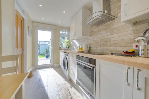 47 Manor Grove, Richmond, TW9 4QQ
