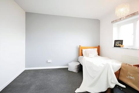 3 bedroom terraced house for sale, Nether Priors, Basildon, SS14