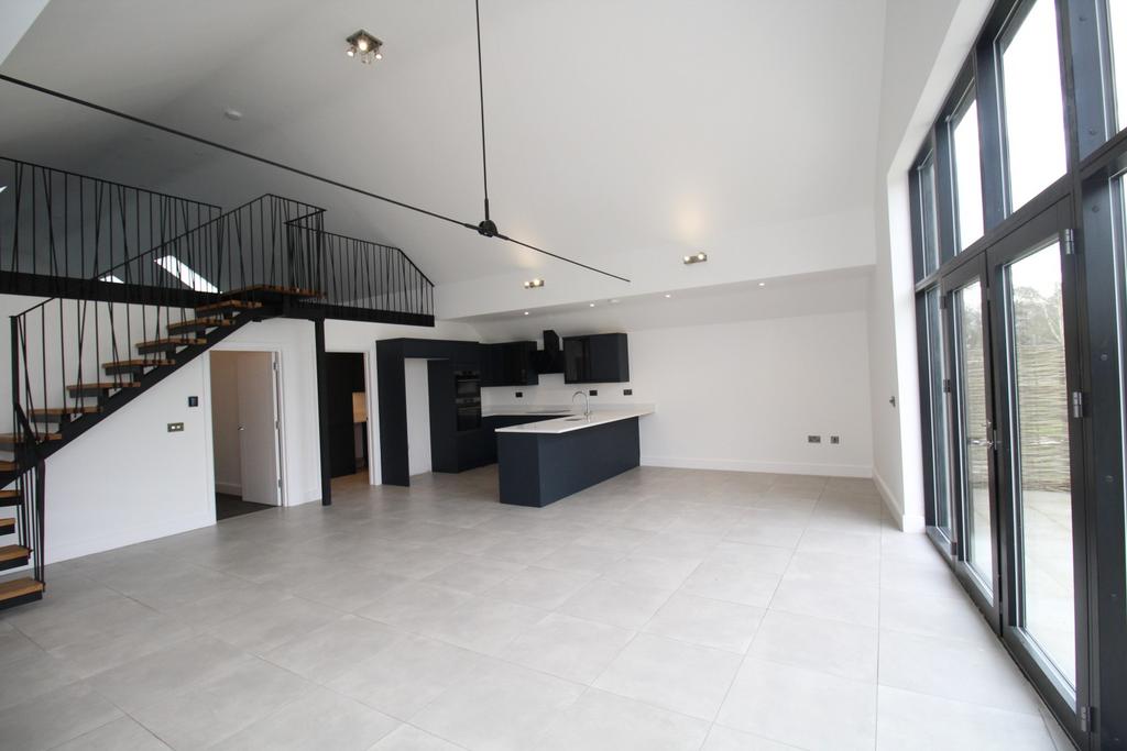 Dining/Family Area