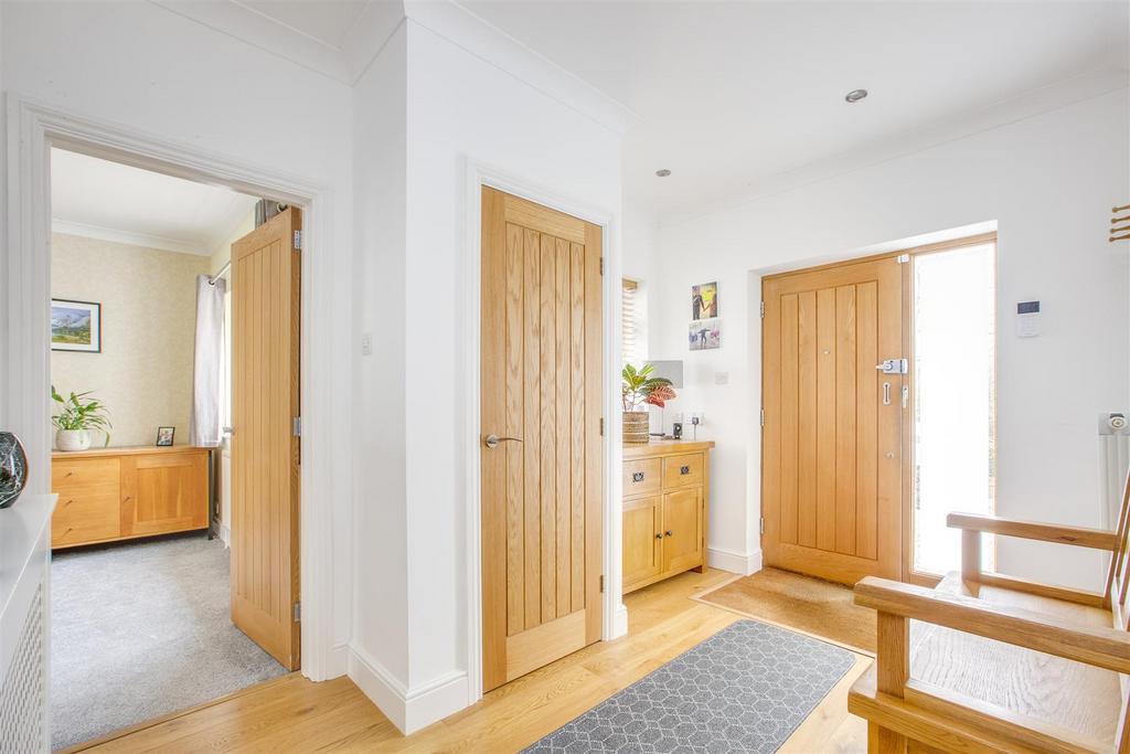 98 Windmill Lane, HP15 6 AU-3.jpg