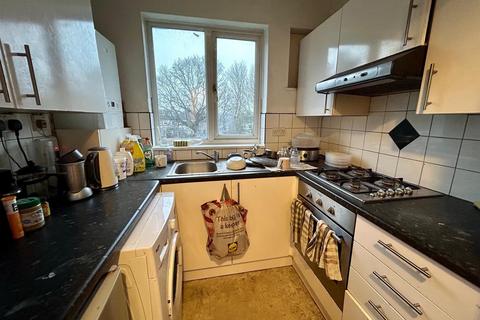 2 bedroom maisonette for sale, Brunswick Gardens, Ilford
