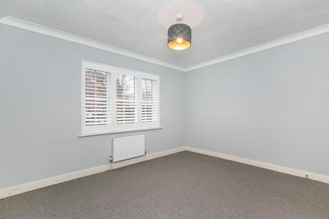 Flat 3, Laurel House Aspen Vale, Whyteleafe, CR3 0YW