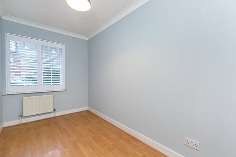 Flat 3, Laurel House Aspen Vale, Whyteleafe, CR3 0YW
