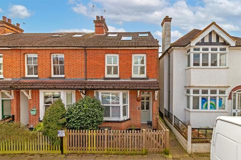38 Burnham Road, St Albans, AL1 4QW