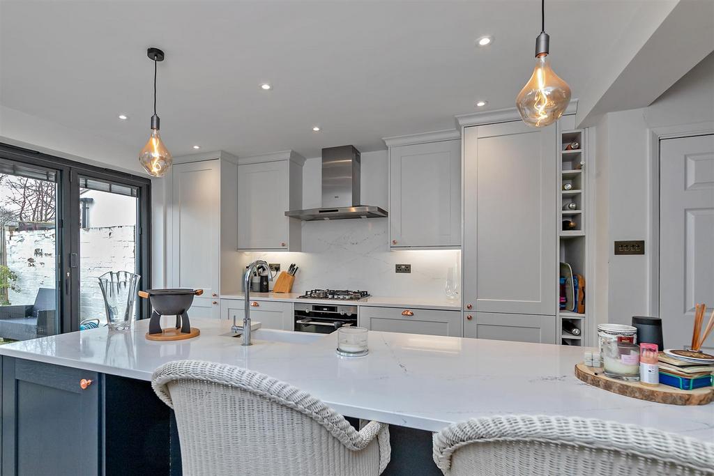 38 Burnham Road-18.jpg
