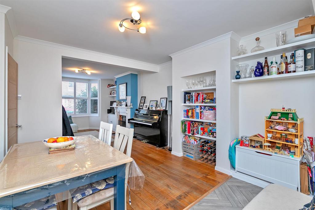 38 Burnham Road-23.jpg