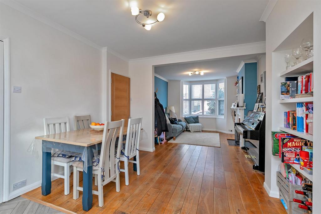 38 Burnham Road-24.jpg