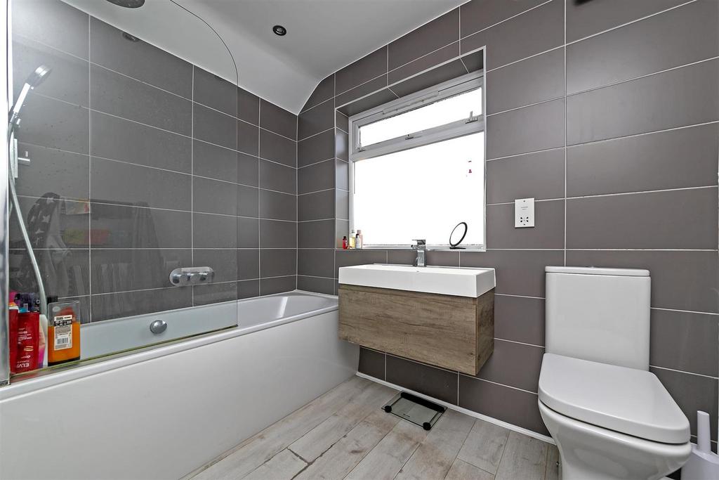 38 Burnham Road-28.jpg