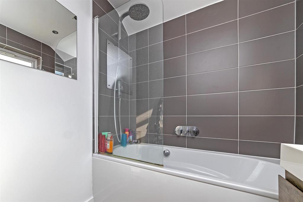 38 Burnham Road-29.jpg
