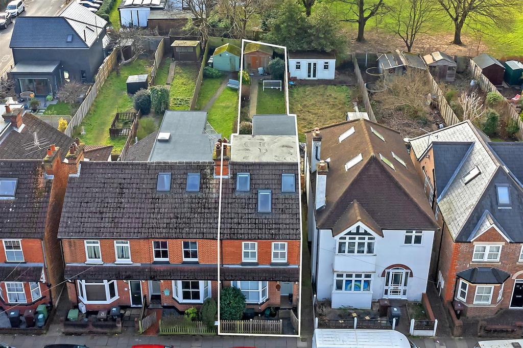 38 Burnham Road-5.jpg