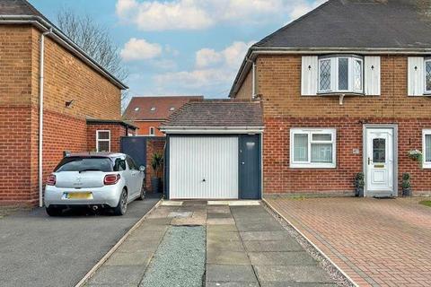57 Dickinson Road, Wombourne, Wolverhampton, WV5 0NH