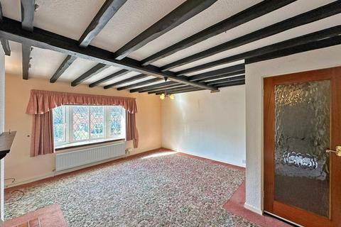 57 Dickinson Road, Wombourne, Wolverhampton, WV5 0NH