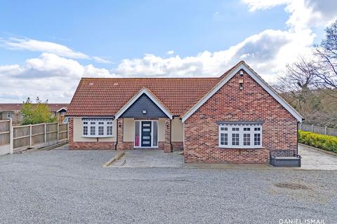 3 bedroom detached bungalow for sale, Kirkham Road, Stanford-le-hope SS17