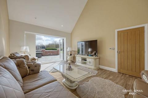 3 bedroom detached bungalow for sale, Kirkham Road, Stanford-le-hope SS17