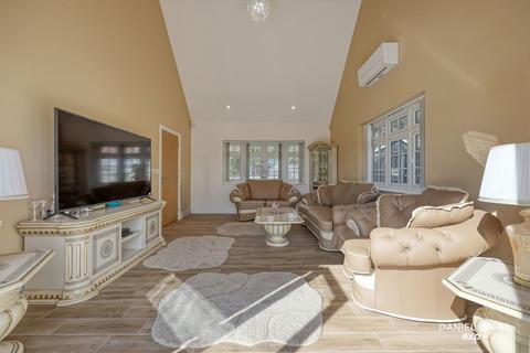 3 bedroom detached bungalow for sale, Kirkham Road, Stanford-le-hope SS17
