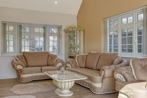 Dahilia Cottage Kirkham Road, Horndon On The Hill, Stanford-le-hope, SS17 8QE