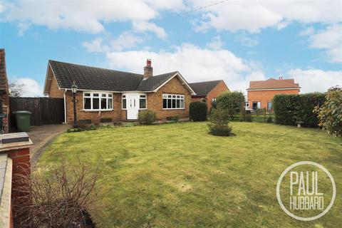 2 bedroom detached bungalow for sale, Rackhams Corner, Corton, NR32