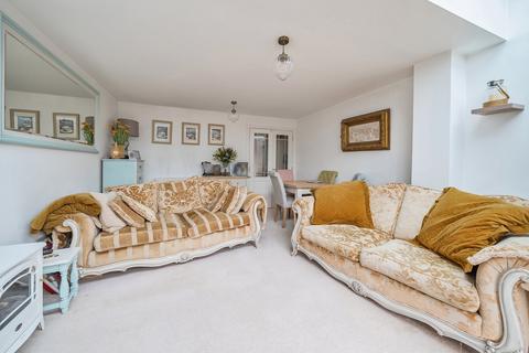 4 bedroom semi-detached house for sale, Tinning Way, Eastleigh, Hampshire, SO50