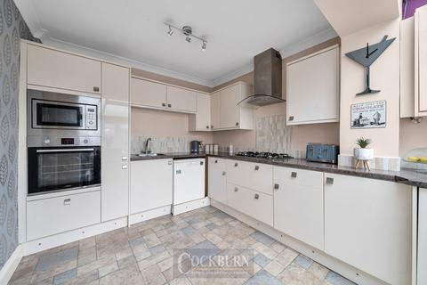7 Chilham Road, London, SE9 4BE