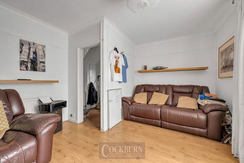70 Framlingham Crescent, London, SE9 4AF