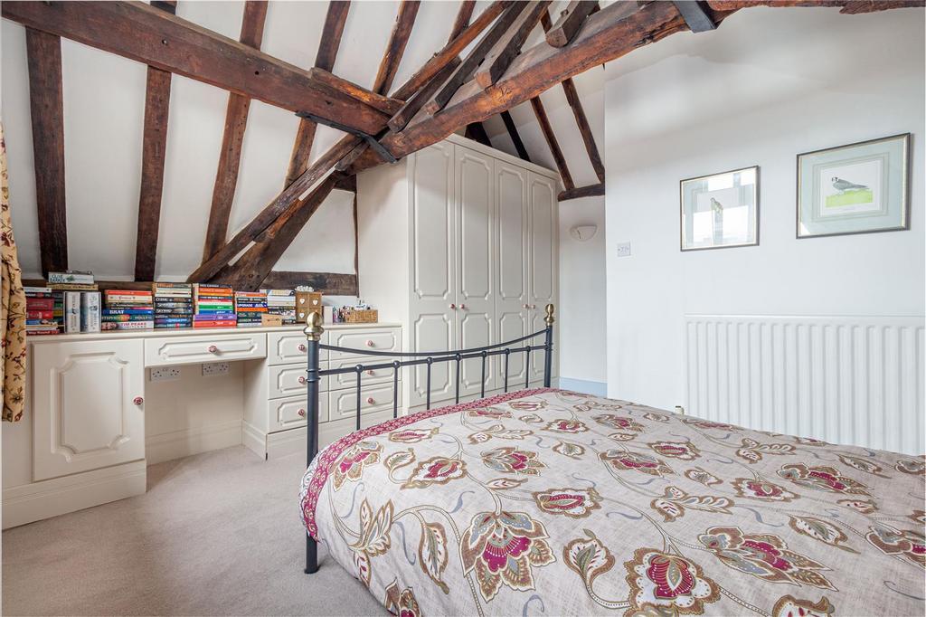 Bedroom-1-3.jpg