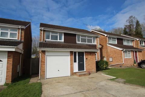 4 bedroom detached house for sale, Exbury Close, Bishopstoke, Eastleigh
