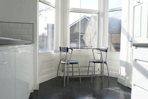 1 bedroom flat to rent, Flat D 2 Pearson Park, Hull, HU5 2SY