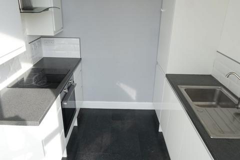1 bedroom flat to rent, Flat D 2 Pearson Park, Hull, HU5 2SY