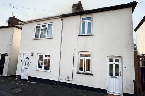 2 bedroom cottage for sale, South Street, Brentwood