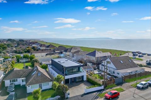 4 bedroom detached house for sale, 1a First Marine Avenue, Barton on Sea, Hampshire. BH25 7DP