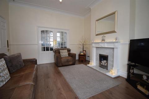 3 bedroom terraced house for sale, Warwick Road, South Shields