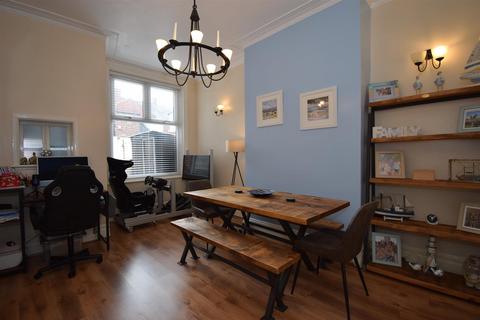 3 bedroom terraced house for sale, Warwick Road, South Shields