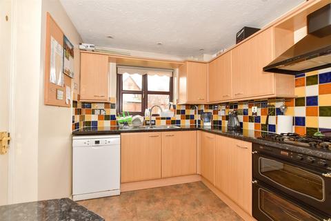 4 bedroom detached house for sale, Oak Tree Way, Horsham RH13