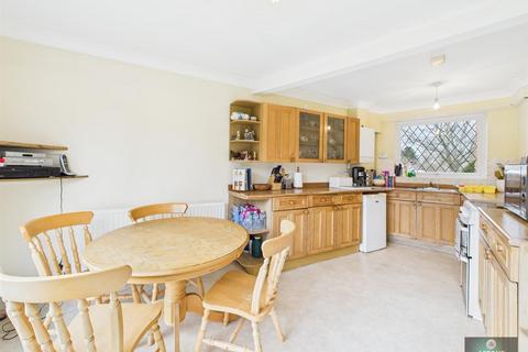 undefined, Parkfield Close, Crawley RH11