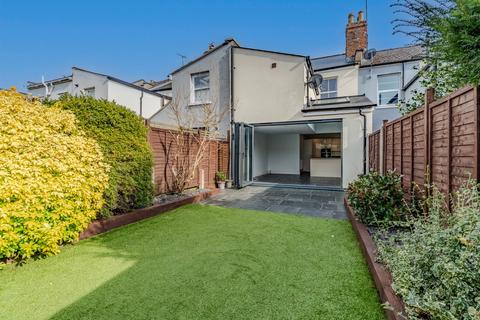 25 Dagmar Road, Cheltenham, GL50 2UG