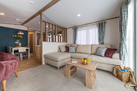 2 bedroom lodge for sale, Stixwould Road, Woodhall Spa Lincolnshire