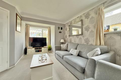 18 Palmerston Drive, Exeter, EX4 2JA