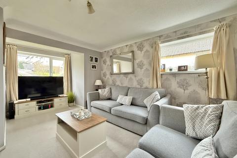 18 Palmerston Drive, Exeter, EX4 2JA