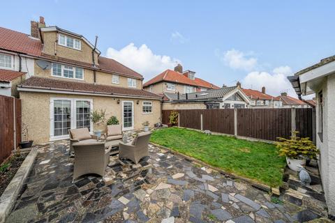 4 Salcot Crescent, New Addington, Croydon, CR0 0JH