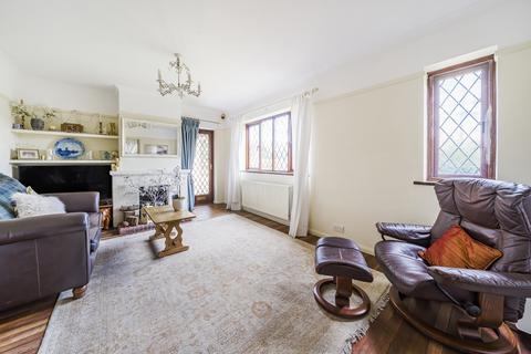 3 bedroom detached house for sale, Crispin Way, Farnham Common, Buckinghamshire, SL2