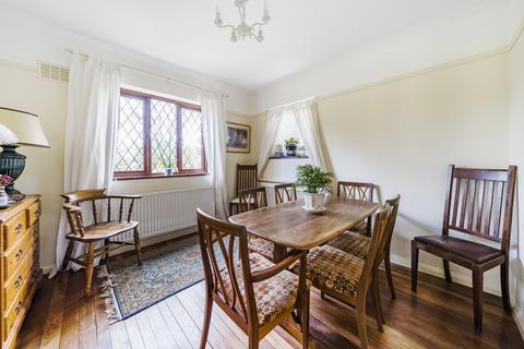 3 bedroom detached house for sale, Crispin Way, Farnham Common, Buckinghamshire, SL2