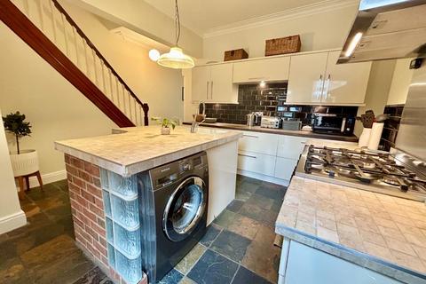 3 bedroom terraced house for sale, Redcar Avenue, West Didsbury