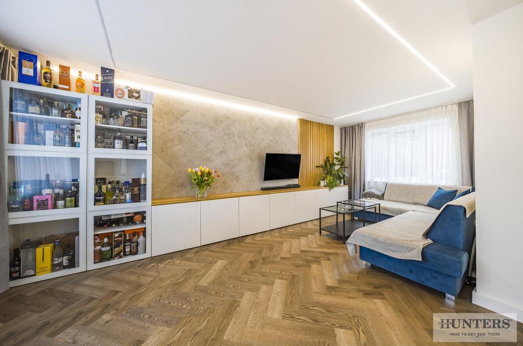 Lounge View 3