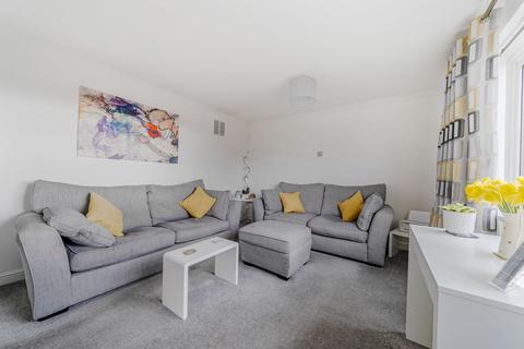 undefined, Hardwicke Road, Richmond, TW10