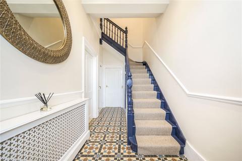 209 Wellmeadow Road, Catford, London, SE6 1HR