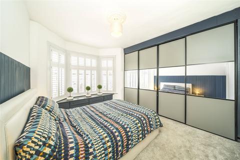 209 Wellmeadow Road, Catford, London, SE6 1HR