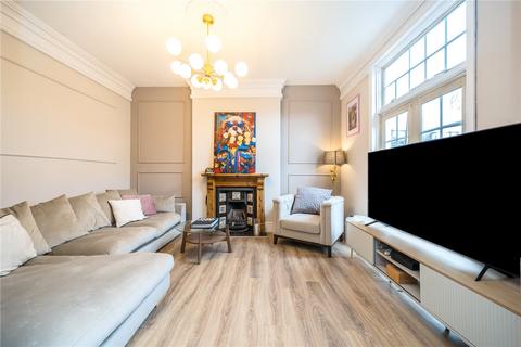 209 Wellmeadow Road, Catford, London, SE6 1HR