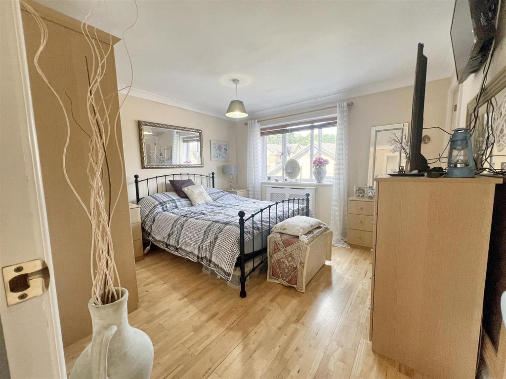 Main Bedroom