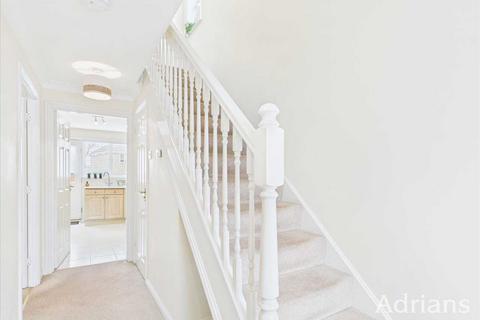 3 Gunson Gate, Chelmsford, CM2 9NZ